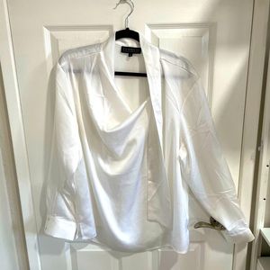 NWOT - ELOQUII - White Satin Blouse with tie detail - Size 20